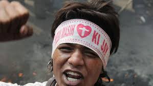 A Pakistani Christian shouts slogans as he takes part in a protest in Lahore following the suicide bombing of a church in Peshawar. - df_alwide_christian-20130924034053348458-620x349