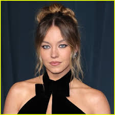 Sydney Sweeney Hung Bras From the Hollywood Sign, But a Leaked Email Notes a Big Issue with the Stunt