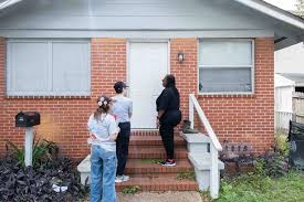 تصویر خبر: 'Affordability? For who?' Voters decide between helping homeowners or public services