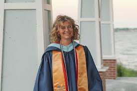 15-Year-Old Karis Dryer Graduates from Liberty University
