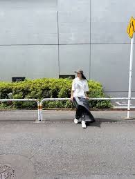 「私の知っている武井咲とはだいぶ掛け離れた」23歳で電撃婚！3児の母・武井咲〝雰囲気ガラリ〟ショットに「名前見るまでわからなかった」「べらぼうに…」「似合ってる」の声（西スポWEB OTTO！）