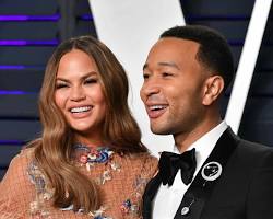 Image of Chrissy Teigen and John Legend