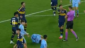 Paredes vuelve a ser protagonista de una lamentable escena ante O´Higgins: esto hizo con el árbitro