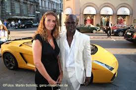 Nicole Nagel und Djimon Hounsou bei der Verleihung des Förderpreis ...