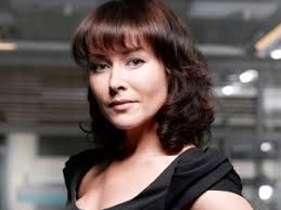 Amanda Mealing is set to join BBC One&#39;s Casualty as Connie Beauchamp, her well-known and popular HOLBY CITY character. - amanda_mealing3-300x225