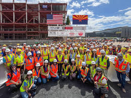 台积电在美分公司 TSMC Arizona 第三晶圆厂建筑主体结构完工