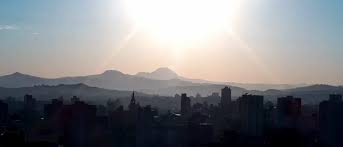 Após recorde de calor, BH deve ter agosto com temperaturas altas e tempo seco