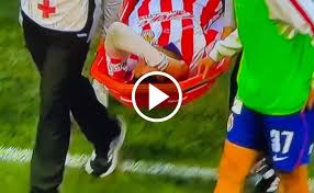 ¡Pésimas noticias! Cotorro González sufrió fuerte lesión muscular en el Chivas vs. Seattle Sounders