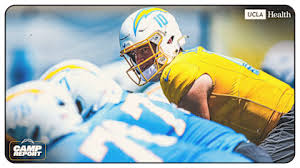 Chargers Training Camp: Herbert Shines, Becton Delivers NSFW Pep Talk