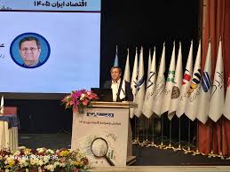 کاهش چشمگیر درآمد سرانه واقعی کشور به روایت رئیس کل بانک مرکزی /بانک مرکزی ارز را به اشخاص نمی‌فروشد، بلکه برای تقویت ذخایر ارزی اقدام به خرید ارز می‌کند