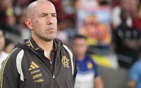 Decisão de Jardim para Ind. Medellín x Flamengo repercute: 'Traumatizado'