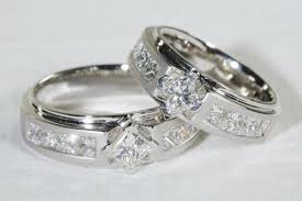 Hasil gambar untuk aksesoris cincin berlian