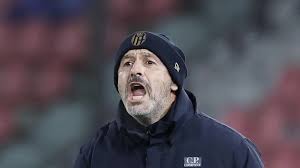 Bologna, Parma is here. Italiano leads the charge: 