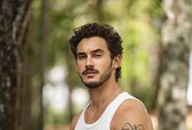 Esteban pede demissão: confira resumo de Coração Acelerado nesta terça, 28