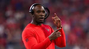 Texans and Chiefs Face Off as Ryans Praises Reid, Downplays Rivalry