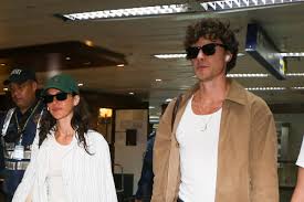 Shawn Mendes se declara para Bruna Marquezine em post romântico no Instagram