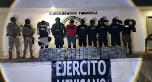 Sorprenden a hombre con 202 paquetes de cocaína escondidos en doble fondo de un Jeep