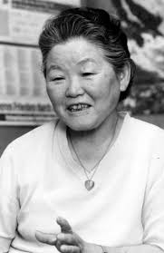 Sadako Kurihara (1913-2005), a writer of A-bomb-related works about Hiroshima, is well-known for her poem “Umashimenkana” (“We Shall Bring Forth New Life”). - 20090714133502220_en_1_original