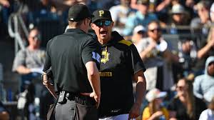 Don Kelly Ejected as Braves Fall to Pirates