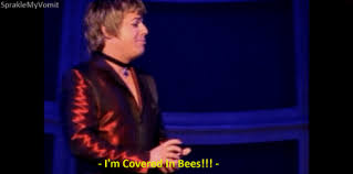 Résultat de recherche d'images pour "covered in bees"