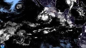 Simon se intensifica a huracán categoría 1 frente a costas del Pacífico mexicano