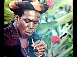 Résultat de recherche d'images pour "images de Barrington Levy"