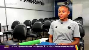 Jogadora do Grêmio se forma por parceria do clube com faculdade; veja | Ge