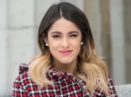 Résultat de recherche d'images pour "violetta"