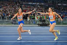 Women's high jump report | Mahuchikh rises above for golden hat-trick