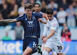 Dünyanın konuştuğu Millwall-West Ham derbisinde her şey 6 dakikada değişti. 4 gol, 1 kırmızı kart — NTV Haber