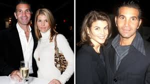 Lori Loughlin and Mossimo Giannulli Split After 28 Years