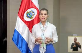 Laura Fernández se reunirá con presidente de la Corte y fiscal general para plantear reformas urgentes al Poder Judicial