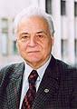 Florin-Teodor Tanasescu - membru. n. 12.04.1932. Barlad; inginer electrotehnica; doctor inginer; profesor la Universitatea &quot;Valahia&quot; din Targoviste si la ... - 56965