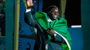 Los Philadelphia Eagles eligen en el Draft de la NFL a un nigeriano sin experiencia en el fútbol americano