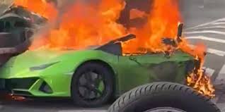 VIDEO. Seine-Saint-Denis : un accident de la route spectaculaire fait deux morts — Orange Actualités