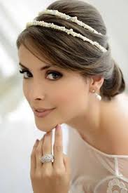 Resultado de imagem para PENTEADOS NOIVAS 2016