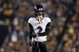 Ravens CB Nate Wiggins carted off practice field with apparent leg injury