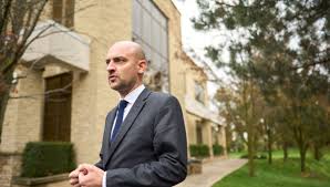 Jean-Noël Barrot à l'heure des Questions Politiques: Ce qu'il faut savoir!