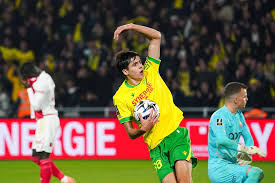 Louis Leroux piston gauche… la compo probable du FC Nantes, selon L’Équipe
