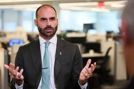 PF conclui processo administrativo e pede demissão de Eduardo Bolsonaro