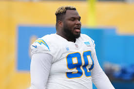Chargers' Offensive and Defensive Lines: Roster Predictions and Week 1 Odds