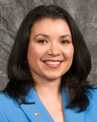 UCSD alumna Alejandra Sotelo-Solis directs the UC San Diego Community Law Project - Sotelo-Solis_200