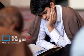 اعتکاف یک خانه‌نشینی عاشقانه و فرصتی طلایی است