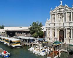 Imagen de la estación de tren de Venecia Santa Lucía
