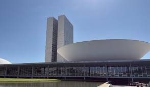 O Congresso na ponta do lápis: a diferença entre o que custa e o que entrega