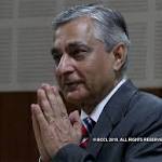 Former Thakur criticises four senior