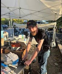 So this guy, his name is Heyward. If I could make one dude famous it's this guy. He works at Rocky's Hot Chicken Shack in Arden — but Rocky's is closed. So