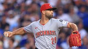 Rays agree to 1-year deal with swingman Martinez (source)