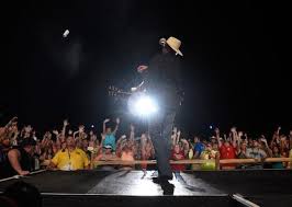 Alan Jackson Welcomes Second Granddaughter Amid Farewell Tour