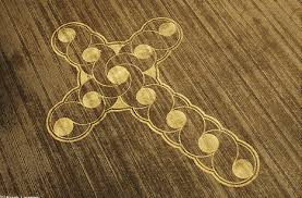 05-‐05-‐2019 A Message from: The Holy Spirit CROP CIRCLES “W